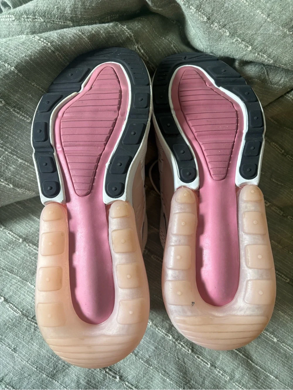 Nike Women’s Air Max 270 Sneakers - Pale Pink